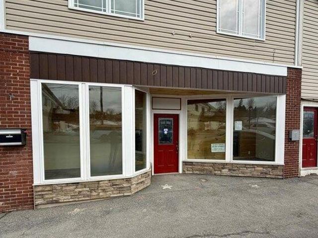 House for sale in Maine