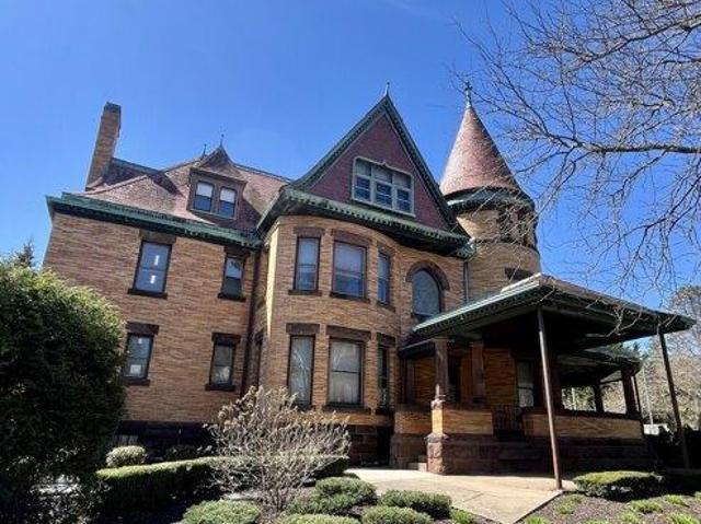House for sale in New Haven, Connecticut