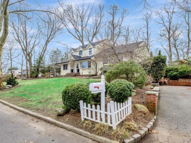 House for sale in Huntington, New York