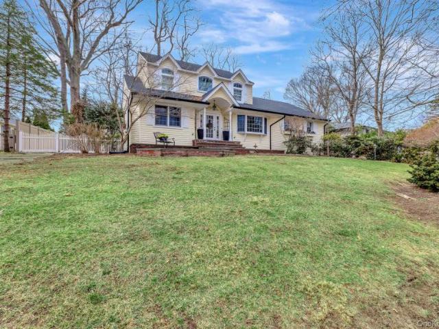 House for sale in Huntington, New York