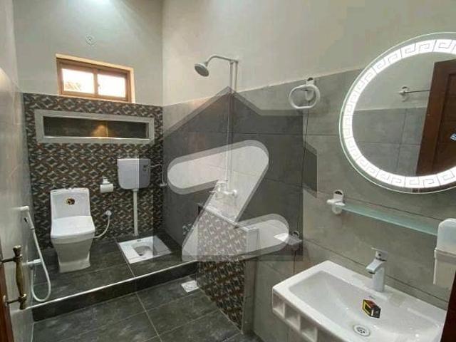 House for sale in Faisalabad, Islamabad Capital Territory