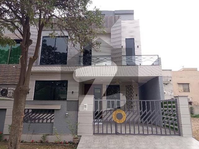 House for sale in Faisalabad, Islamabad Capital Territory
