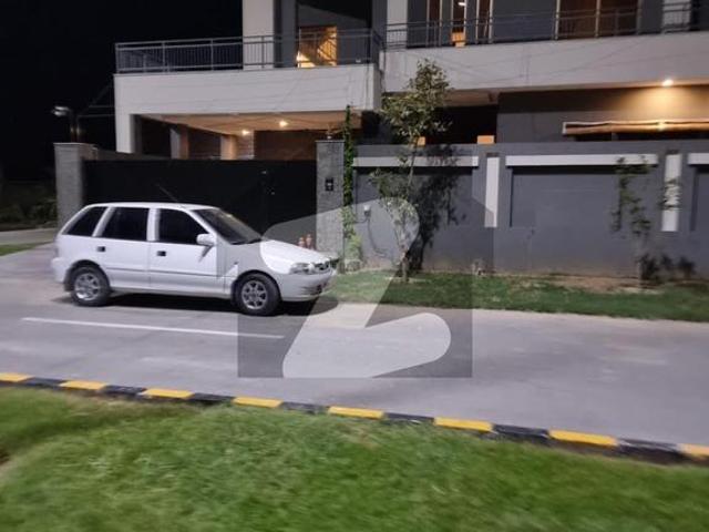 House for sale in Faisalabad, Islamabad Capital Territory