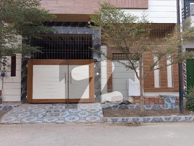 House for sale in Faisalabad, Islamabad Capital Territory