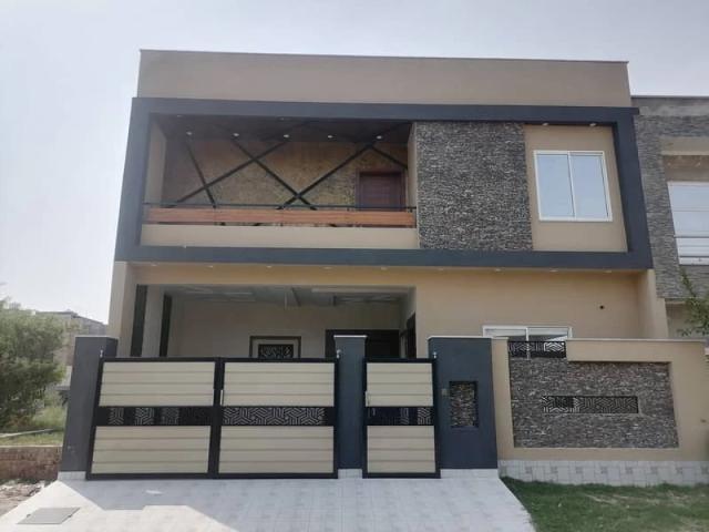 House for sale in Faisalabad, Islamabad Capital Territory