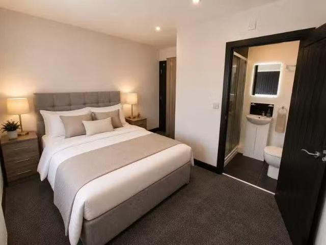 House for rent in Woodford Bridge, Greater London