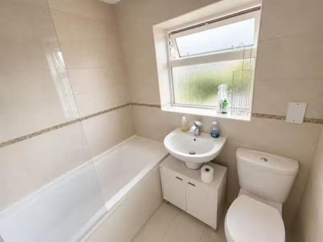 House for rent in Pouchen End, Hertfordshire