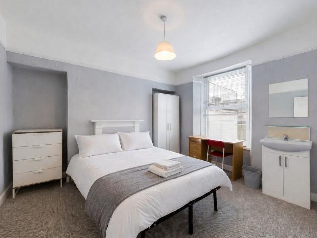 House for rent in Greenbank, Mount Wise