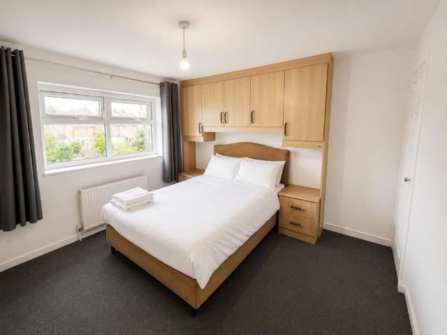 House for rent in Pouchen End, Hertfordshire