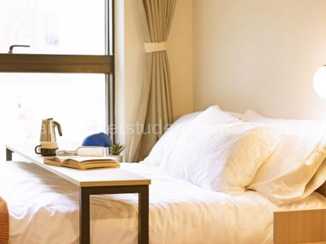 Room for rent in New Jackson, Manchester