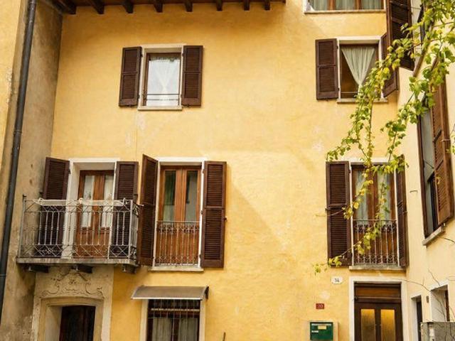Haus kaufen in Melano, Tessin