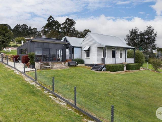 House for sale in Creswick, Victoria