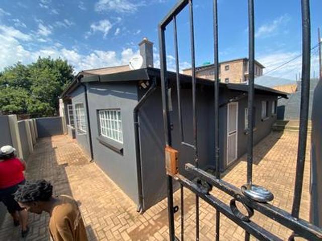 House for sale in Vosloorus, Gauteng