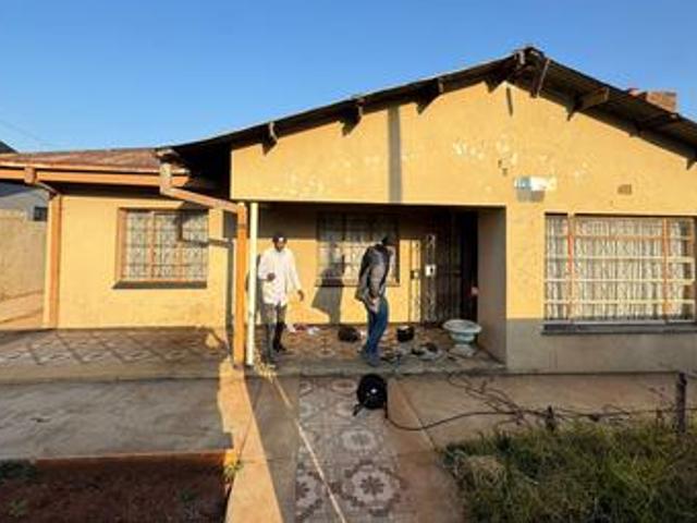 House for sale in Soweto, Gauteng