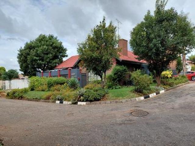 House for sale in Johannesburg, City of Johannesburg Metropolitan Municipality