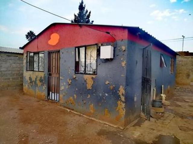 House for sale in Orange Farm