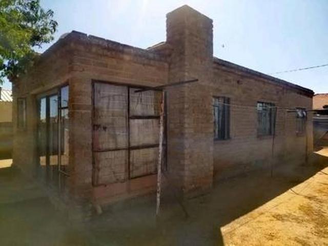 House for sale in Orange Farm
