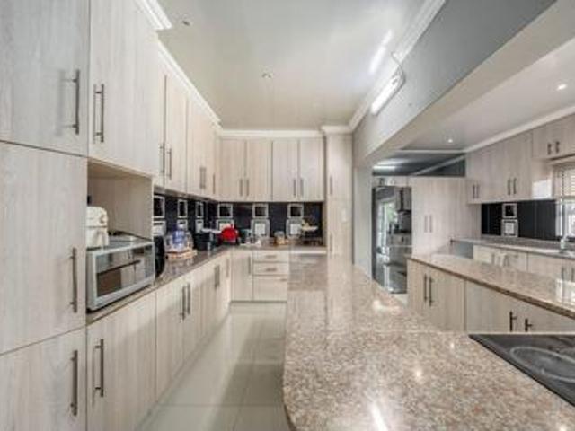 House for sale in Ugu District Municipality, Kwazulu-natal