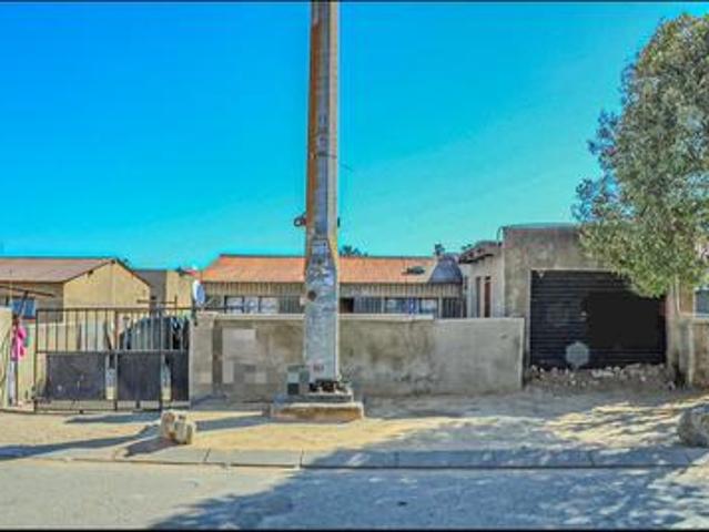House for sale in Tembisa