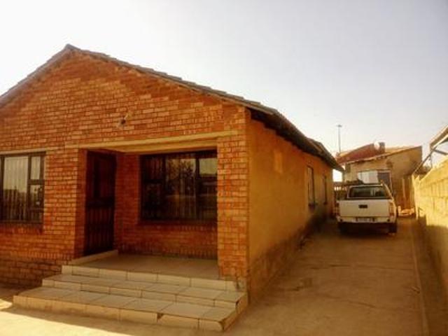 House for sale in Soweto, City of Johannesburg Metropolitan Municipality