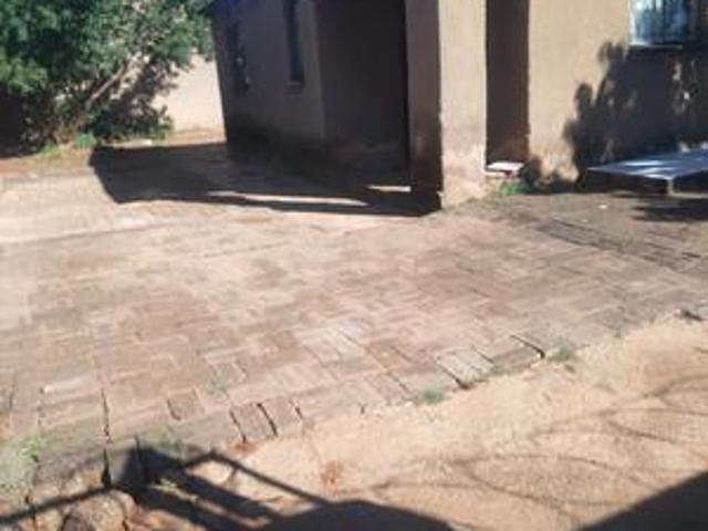 House for sale in Orange Farm
