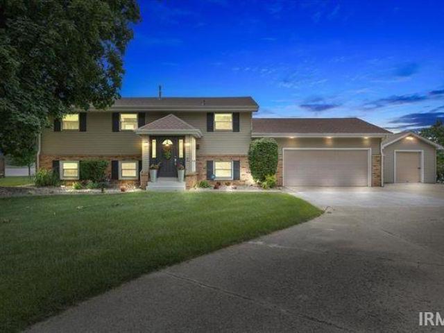 House for sale in Osceola, Indiana