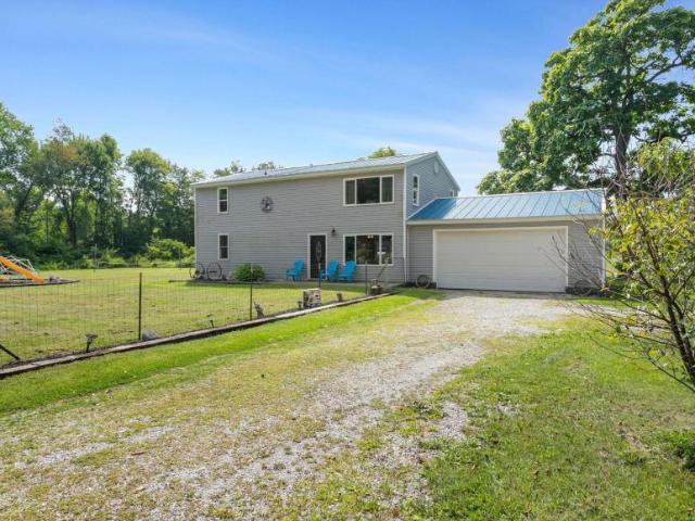 House for sale in Osceola, Indiana