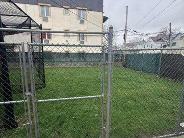 House for sale in Queens, Arverne