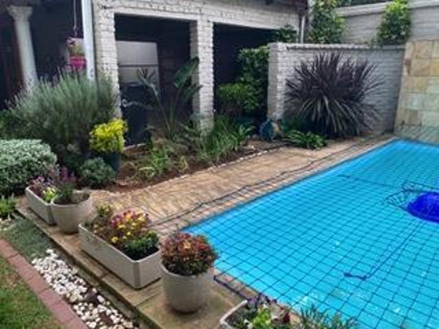 House for rent in Rosebank, Gauteng
