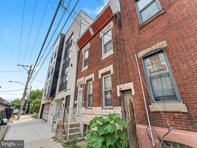 House for sale in Philadelphia, Pennsylvania