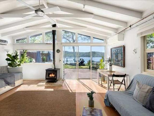 House for sale in Scotland Island, New South Wales