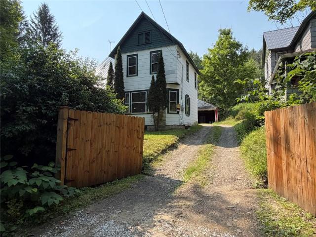 House for sale in New York