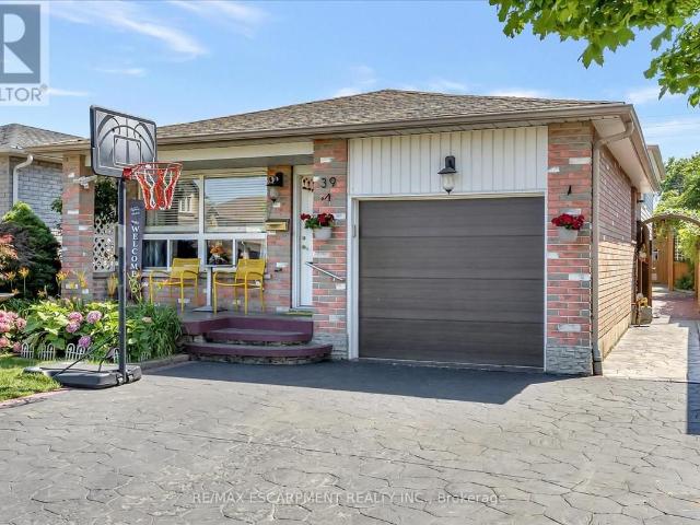 House for rent in Ancaster, Ontario