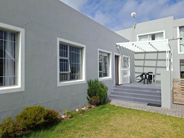 House for rent in Langebaan, Saldanha Bay Local Municipality