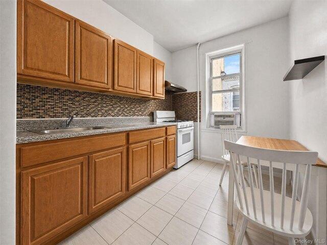 House for sale in Queens, Arverne