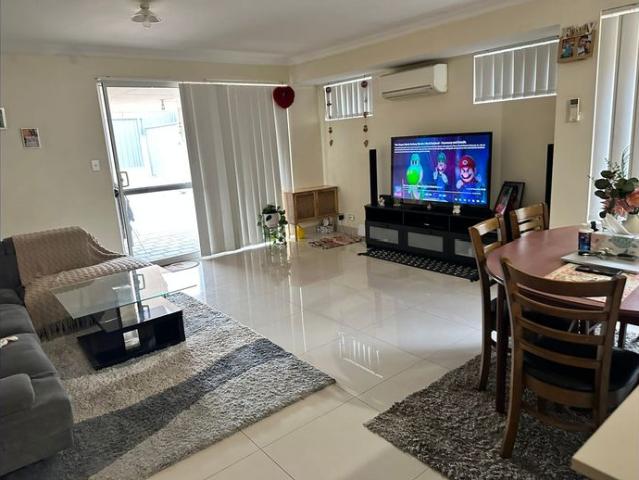 House for rent in Banksia Grove, City of Wanneroo