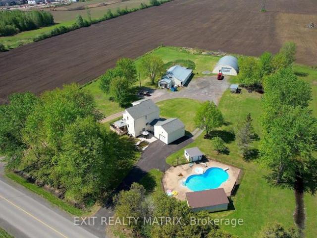 House for sale in Russell, Ontario