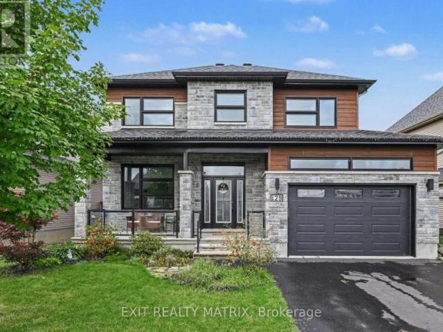 House for sale in Russell, Ontario