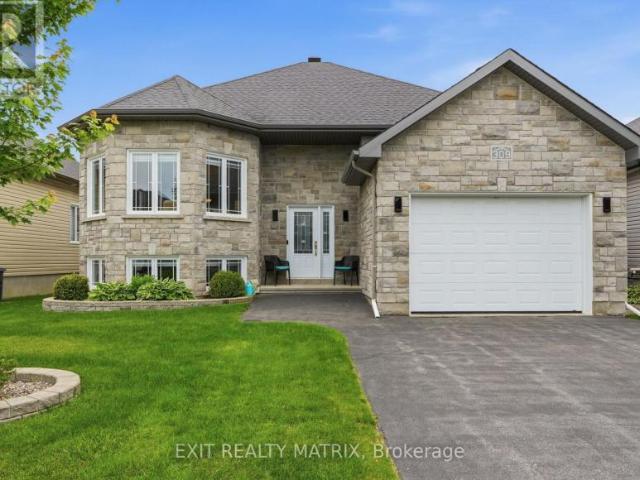 House for sale in Russell, Ontario