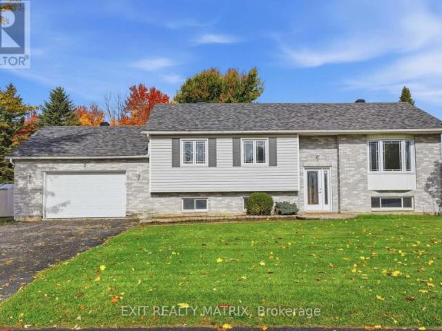 House for sale in Embrun, Russell