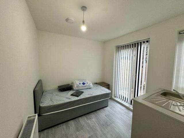 Room for rent in Sinfin, East Midlands