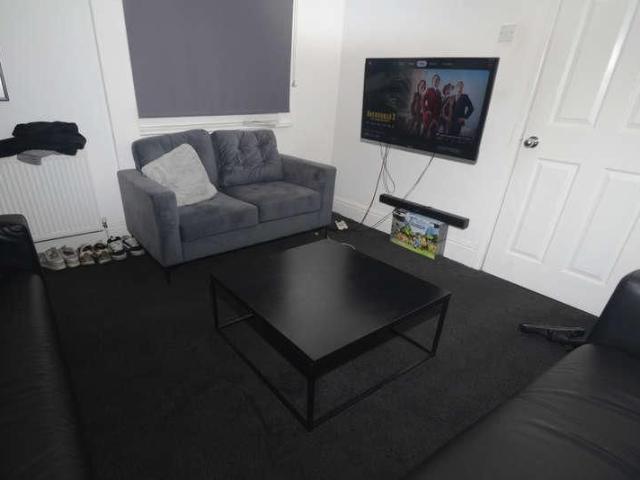 House for rent in Georgia, Greater Manchester