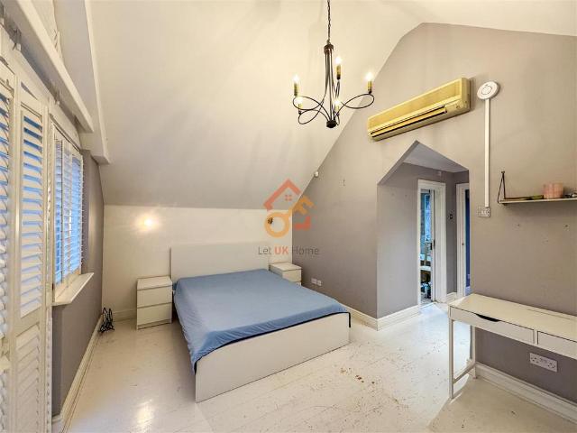House for rent in Limehouse, Greater London
