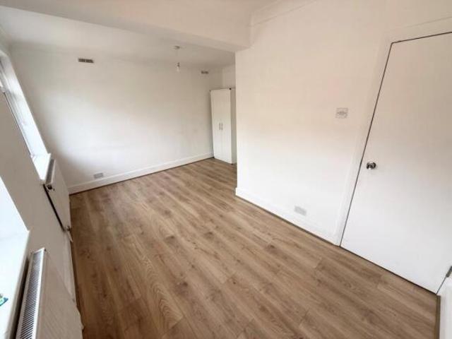 Room for rent in Edmonton, Greater London