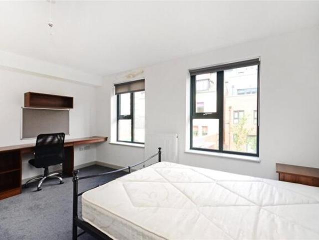 Room for rent in South Yorkshire