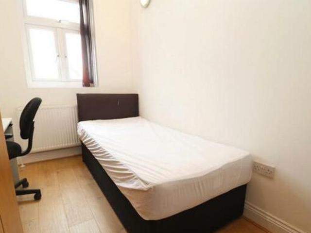 House for rent in Isleworth, Greater London