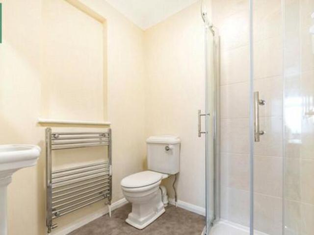 House for rent in Fishersgate, West Sussex