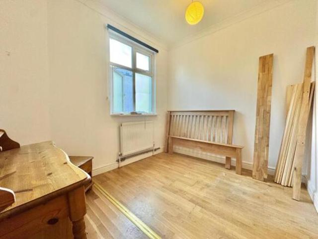 Room for rent in Cat Hill