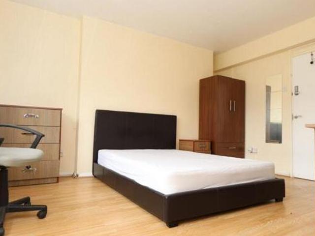 House for rent in Blackfriars, Lyons