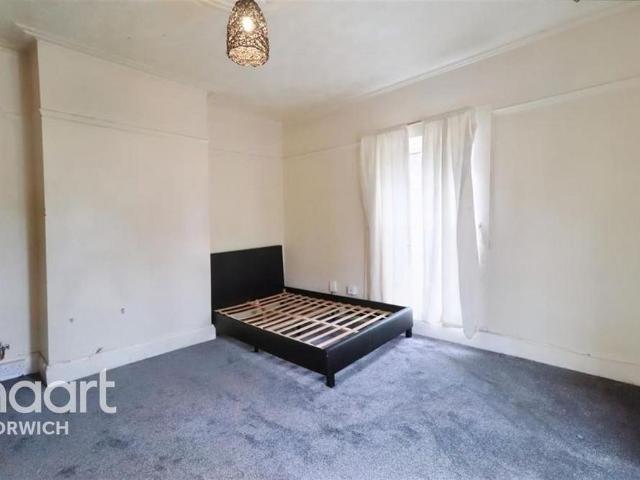 Room for rent in New Catton, East Bank